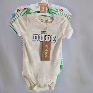 Kids Bodysuit Set - Cream, Green, Red
